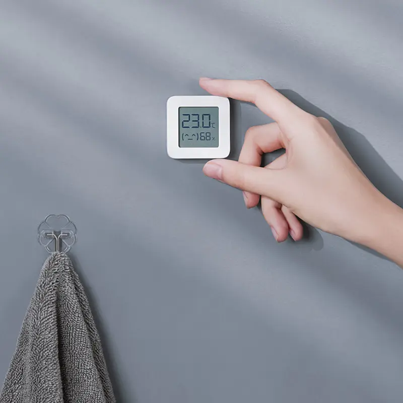 xiaomi-mi-temperature-and-humidity-monitor-2.webp